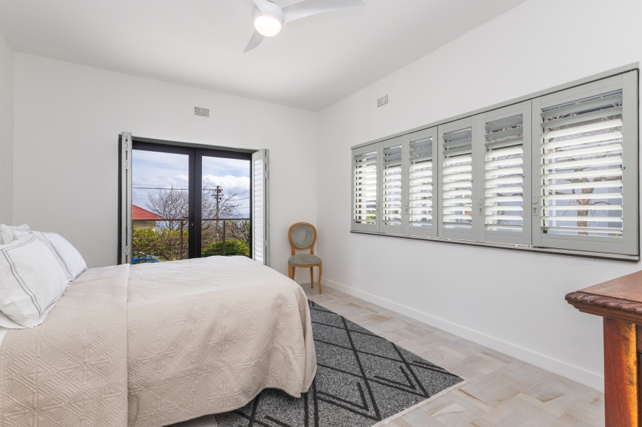 To Let 3 Bedroom Property for Rent in Camps Bay Western Cape